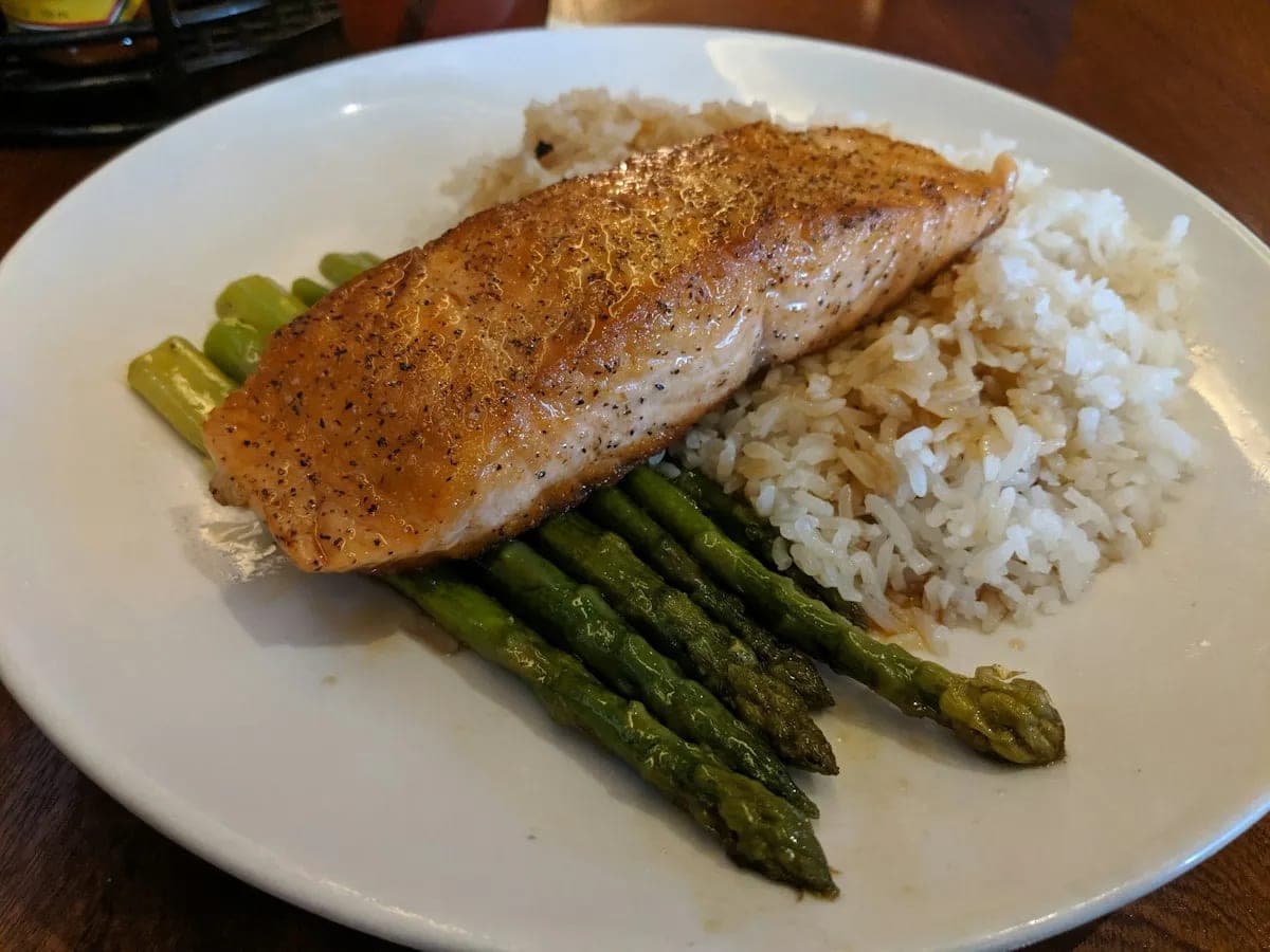 Sheet-Pan Salmon & Asparagus
